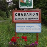 Commerces 20 pièces / 1000 m² / 235 000 € / SELONNET
